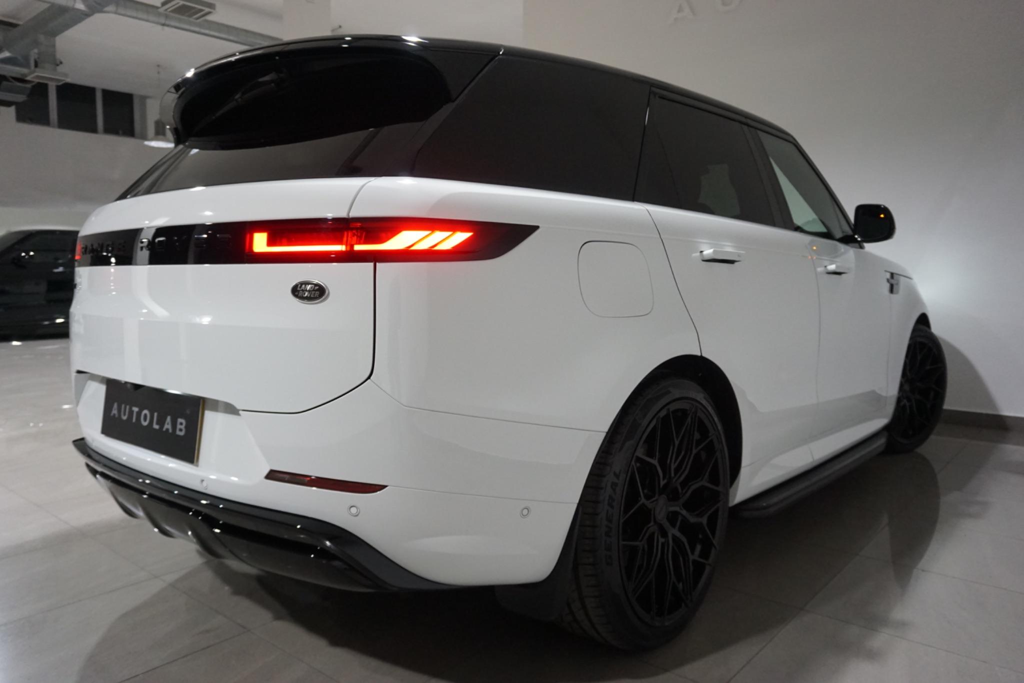 Land Rover Range Rover Sport 3.0 D300 MHEV Dynamic SE Auto 4WD Euro 6 (s/s) 5dr